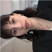 Stai cercando un insegnante che sia bravo ma anche empatico? Io possiedo entrambe le qualità in quanto persona straniera trasferitasi in Italia 15 anni fa dalla Romania. So cosa vuol dire dover imparare una nuova lingua e le difficoltà che si hanno all’in